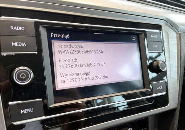 Volkswagen Passat cena 96900 przebieg: 82441, rok produkcji 2020 z Toszek małe 497